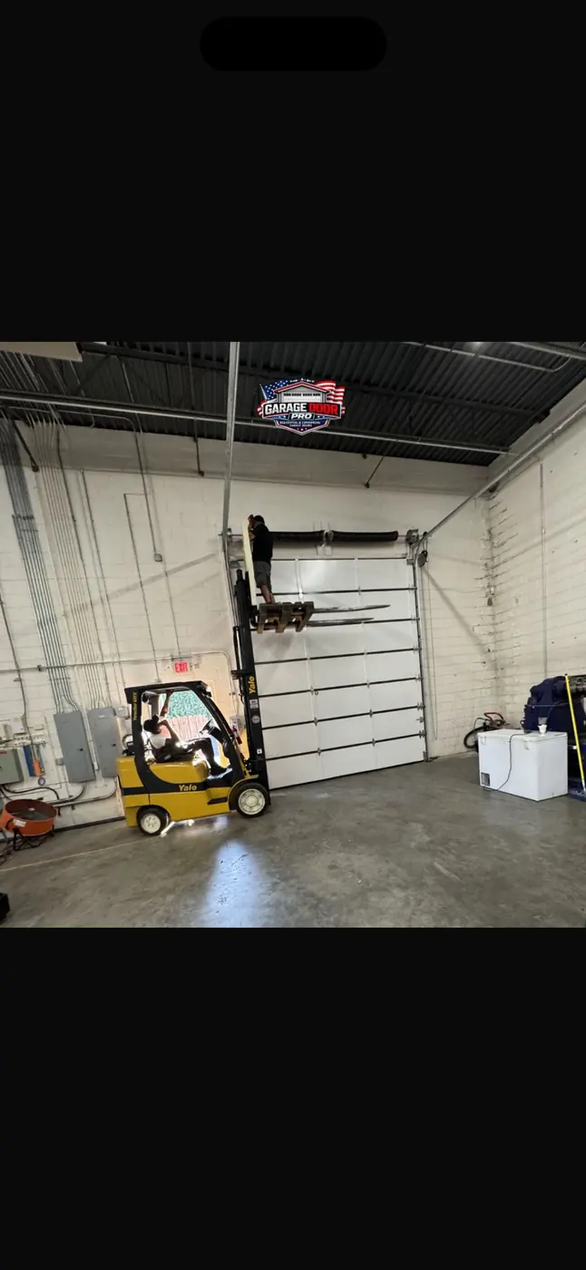 Garage door job photo 27